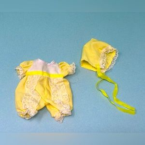 Vintage 1980s Strawberry Shortcake Baby Doll Yellow Lace Dress Bonnet Toy Outfit